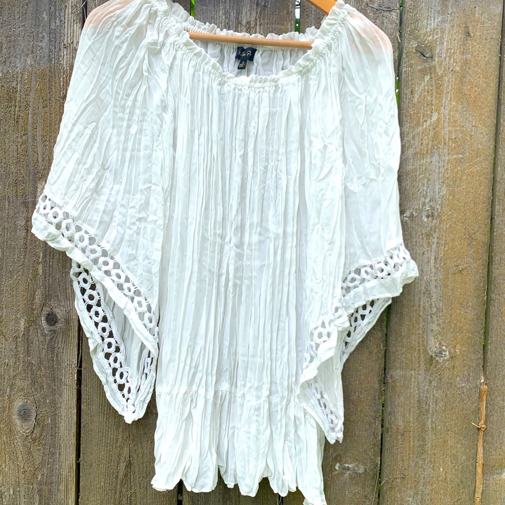 Melissa Paige white crinkled Blouse Size S